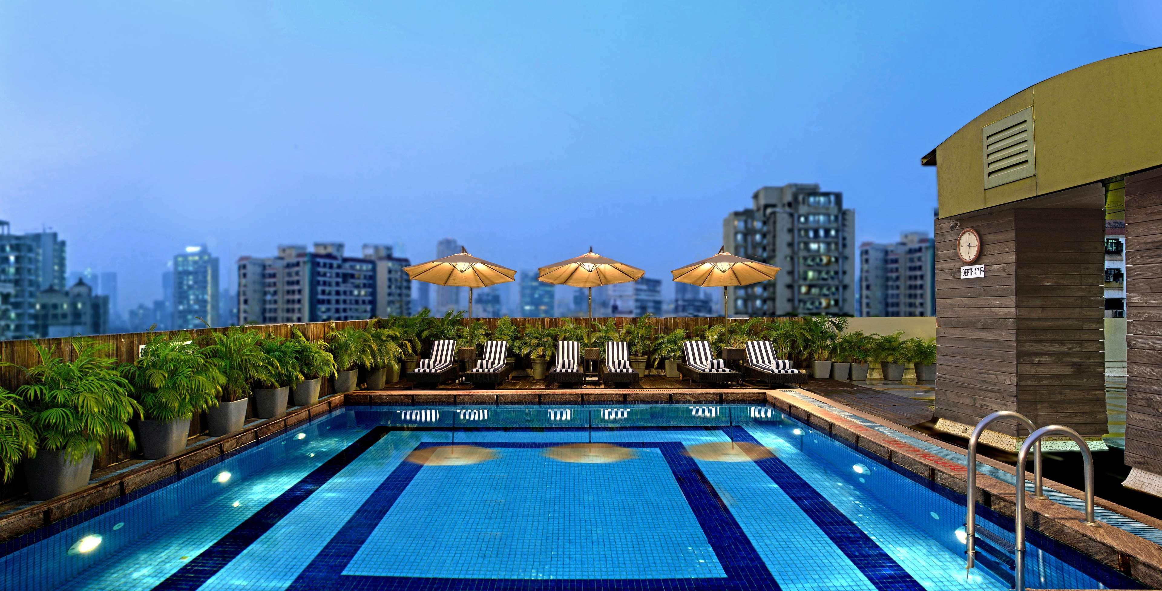Radisson Mumbai Goregaon Экстерьер фото