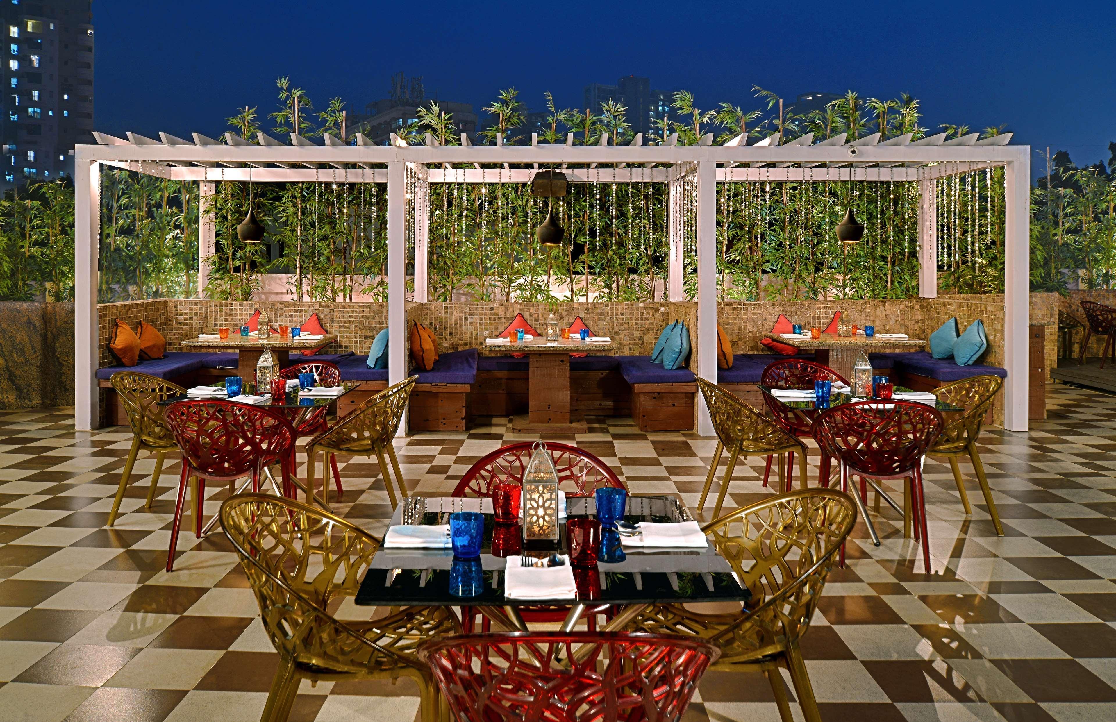 Radisson Mumbai Goregaon Экстерьер фото