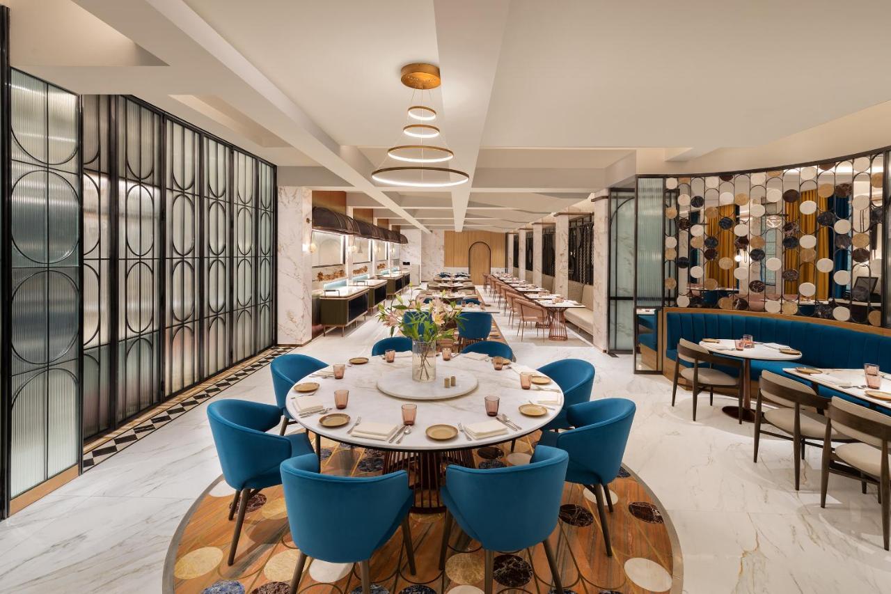 Radisson Mumbai Goregaon Экстерьер фото