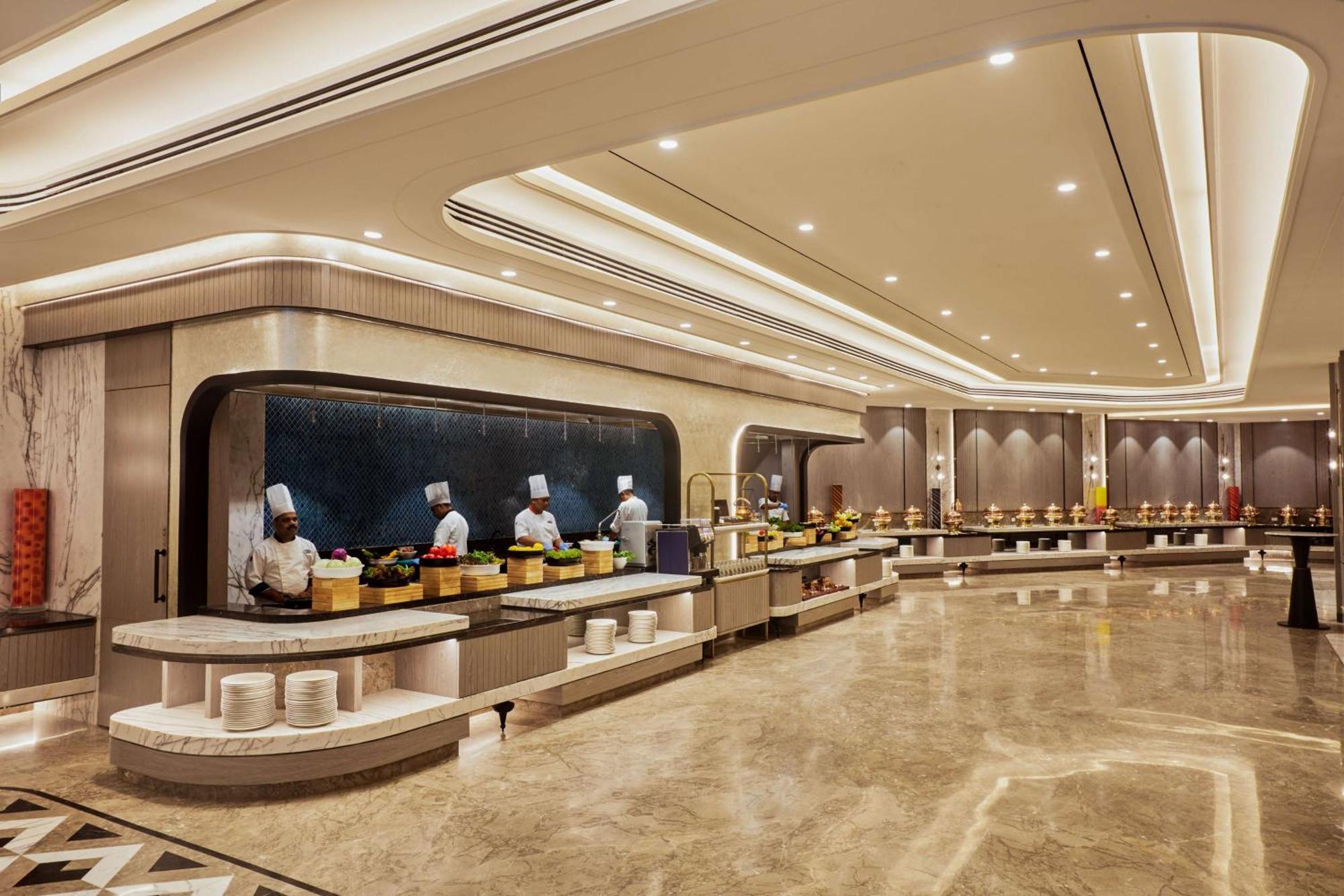 Radisson Mumbai Goregaon Экстерьер фото